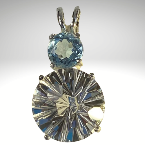 ANGEL AURA SUPER NOVA™ WITH ROUND CUT BLUE TOPAZ